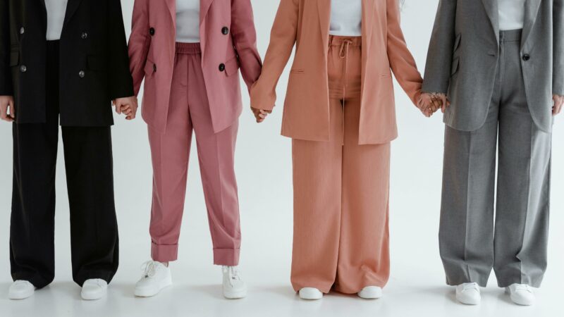 Beste damesblazers 2025: pasvormen, stoffen en modellen die echt goed vallen